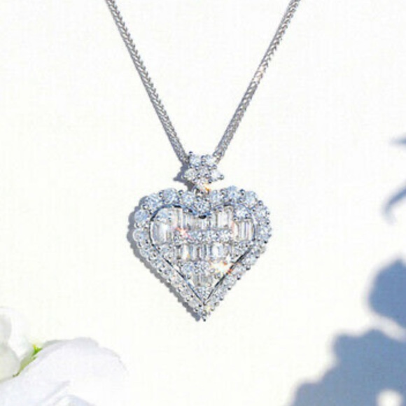 NEW 925 Sterling silver Diamond Heart Necklace - Picture 3 of 6